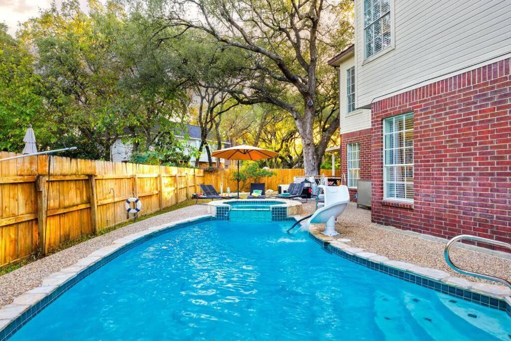 Rare Find! Heatd Pool Gameroom Summer Special! Hébergement de vacances San Antonio